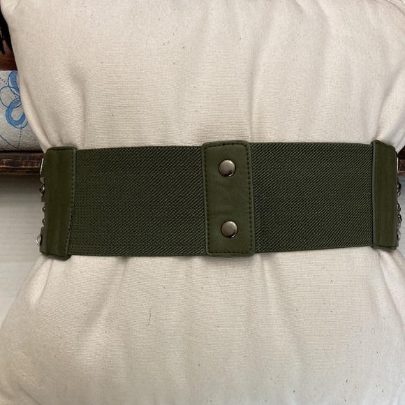 BEAUTIFUL BELT STUDDED EMBELLISHED DETAILS - Picture 3 of 14